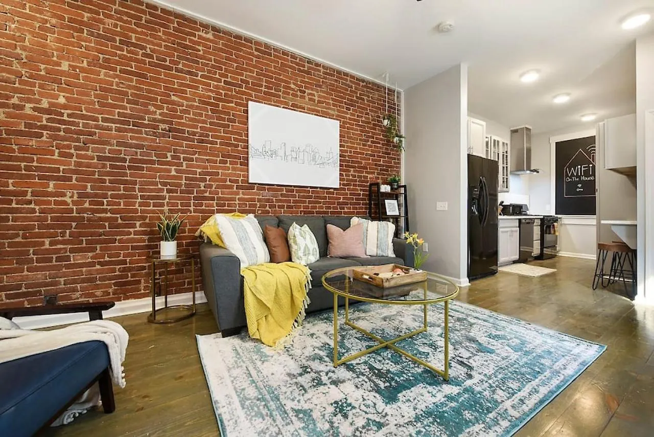 Hostwise Stays - The James Apt 1 - Patio, Free Street Parking Pittsburgh Estados Unidos